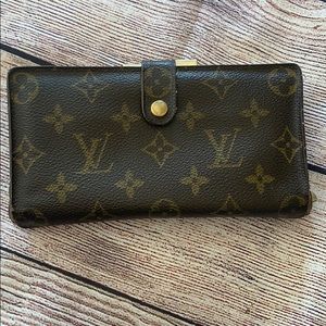 Authentic Louis Vuitton Snap Wallet